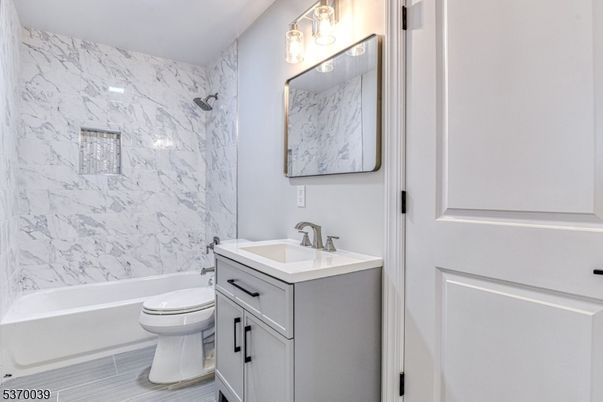 Bathroom, Interior, Marble Walls