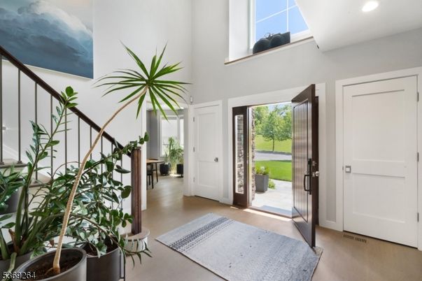 Interior, Recessed Lighting