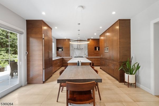 Interior, Kitchen, Pendant Lights, Recessed Lighting