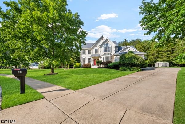Backyard, Exterior, Facade, French Provincial