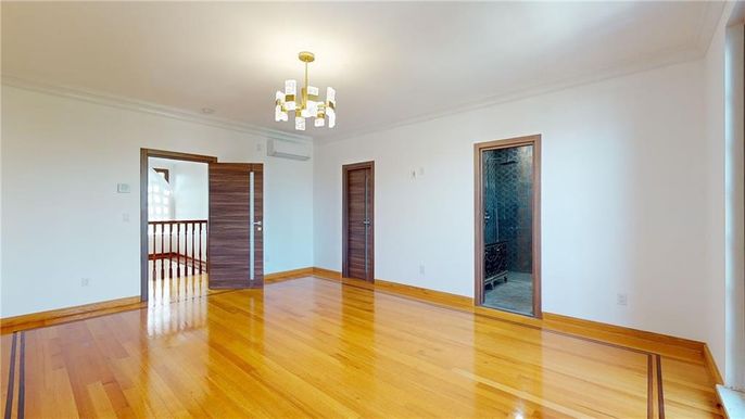 Chandelier, Empty room, Interior, Wood Texture Flooring