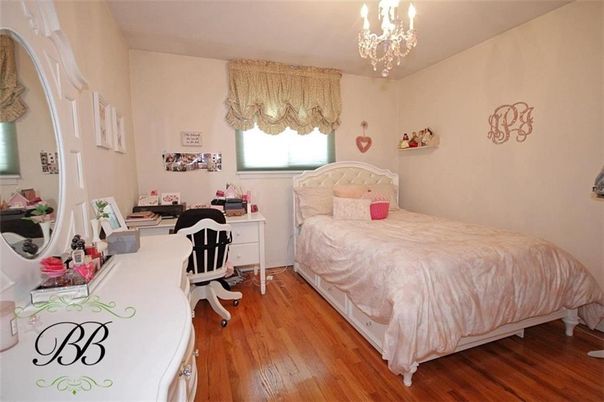 Bedroom, Chandelier, Home Office, Interior, Wood Texture Flooring