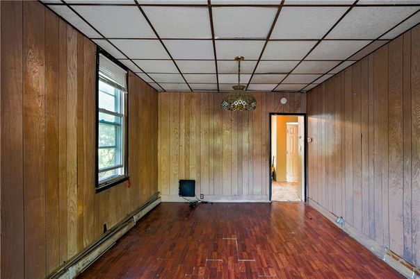 Empty room, Interior, Wood Texture Flooring, Wooden Walls
