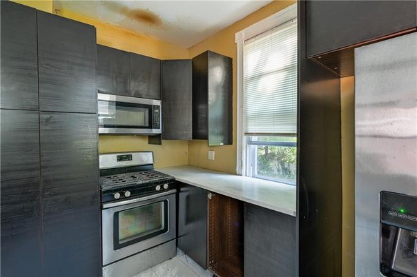 Interior, Kitchen, Stainless Steel Appliances
