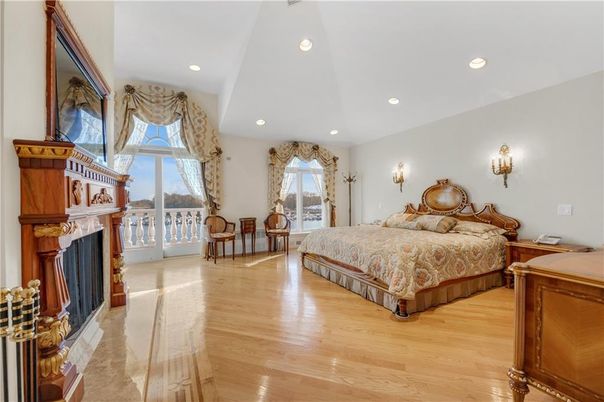 Bedroom, Fireplace, Interior, Recessed Lighting, Wood Texture Flooring