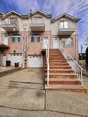 Attached, Exterior, Facade, Brick Facade, Rowhouse