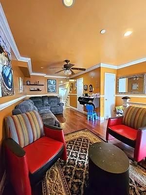Interior, Kitchen, Living room, Piano, Recessed Lighting, Wood Texture Flooring