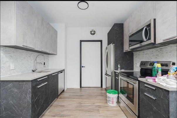 Interior, Kitchen, Stainless Steel Appliances, Wood Texture Flooring