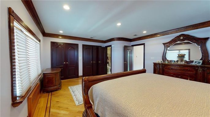 Bedroom, Interior, Recessed Lighting, Wood Texture Flooring