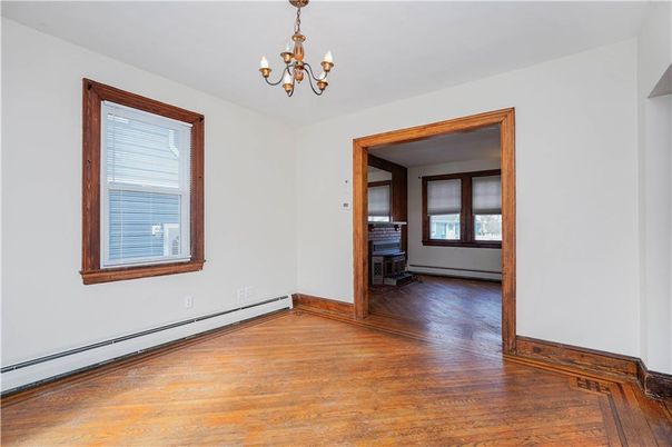 Chandelier, Empty room, Interior, Piano, Wood Texture Flooring
