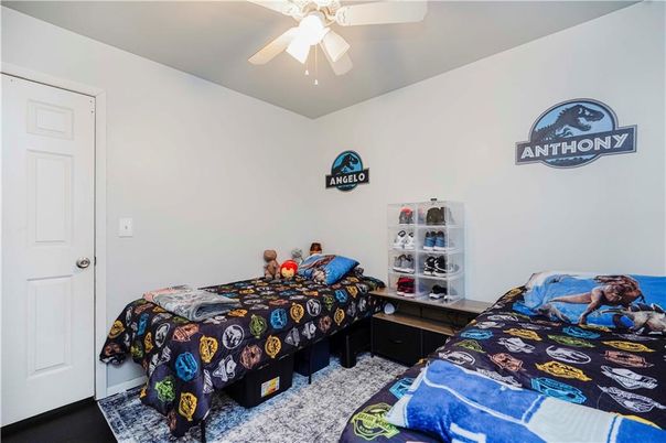 Bedroom, Interior, Water