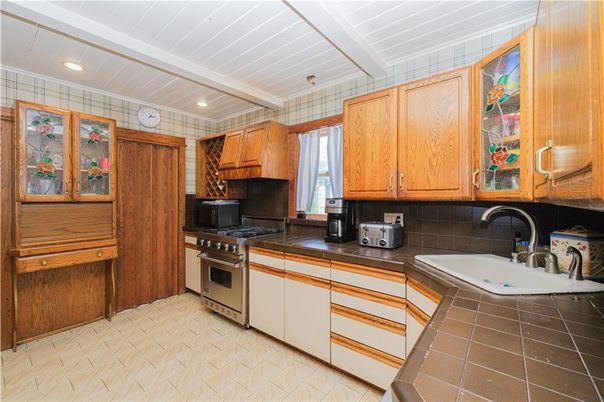 Interior, Kitchen, Recessed Lighting, Tile Countertops
