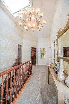 Chandelier, Interior