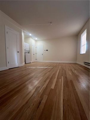 Empty room, Interior, Recessed Lighting, Washer, Wood Texture Flooring