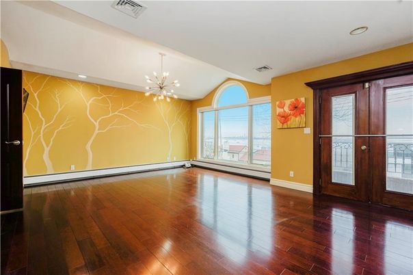 Empty room, Interior, Pendant Lights, Recessed Lighting, Wood Texture Flooring