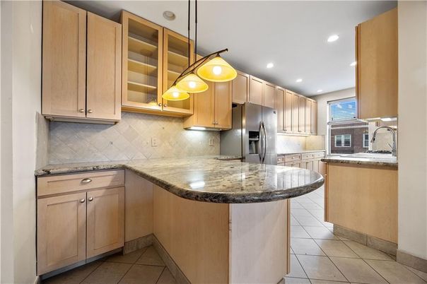 Interior, Kitchen, Pendant Lights, Recessed Lighting, Stainless Steel Appliances
