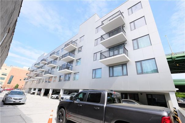 Exterior, Facade, Condo Building