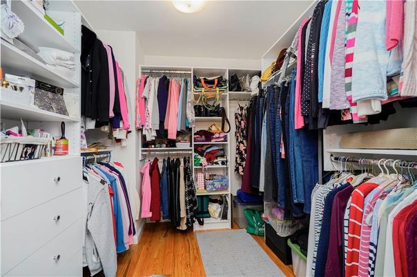 Interior, Walk-in Closets, Wood Texture Flooring