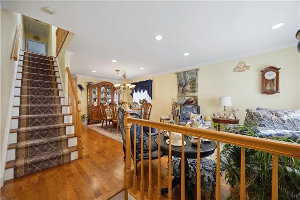 Chandelier, Dining room, Interior, Recessed Lighting, Wood Texture Flooring