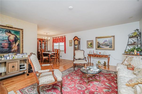 Chandelier, Dining room, Interior, Living room, Wood Texture Flooring