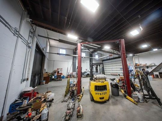 Fitness Equipment, Garage, Interior, Recessed Lighting