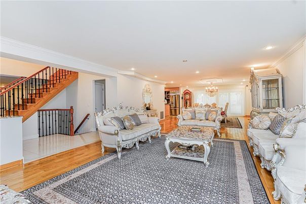 Chandelier, Interior, Living room, Recessed Lighting, Wood Texture Flooring