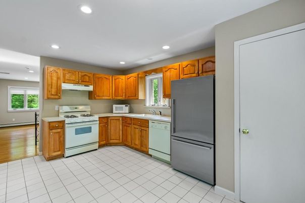 Interior, Kitchen, Recessed Lighting, Wood Texture Flooring