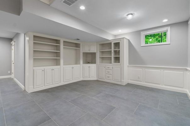Empty room, Interior, Recessed Lighting