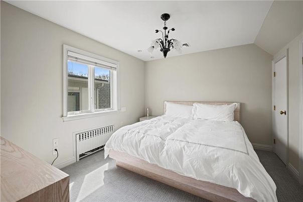 Bedroom, Interior, Pendant Lights