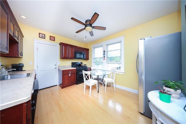 Dining room, Interior, Kitchen, Recessed Lighting, Wood Texture Flooring