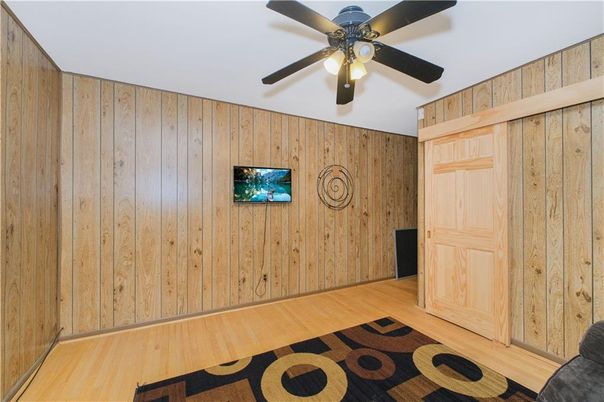 Empty room, Interior, Wood Texture Flooring, Wooden Walls