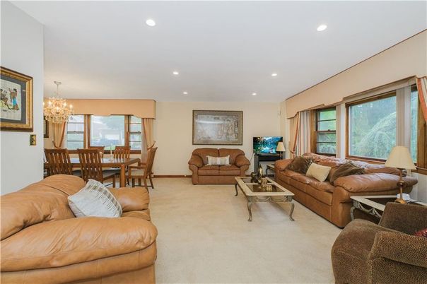 Chandelier, Dining room, Interior, Living room, Recessed Lighting