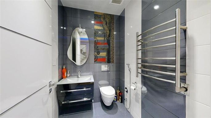 Bathroom, Interior, Recessed Lighting