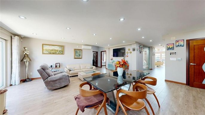 Dining room, Interior, Living room, Recessed Lighting, Wood Texture Flooring