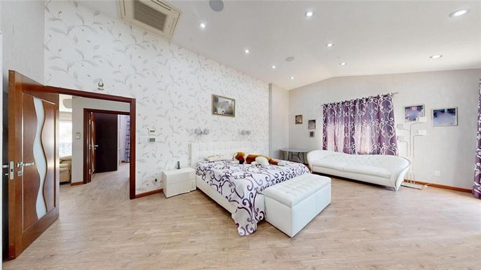 Bedroom, Interior, Recessed Lighting, Wood Texture Flooring
