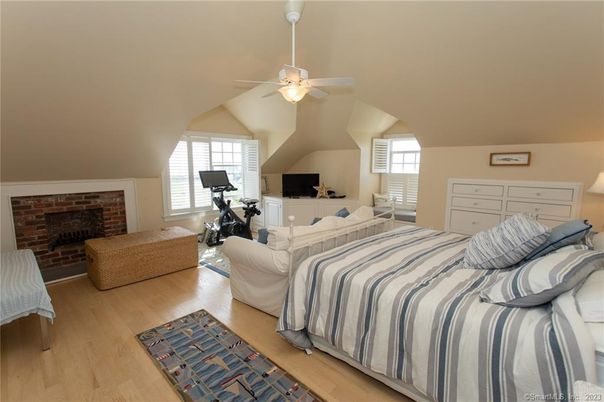 Bedroom, Fireplace, Fitness Equipment, Interior, Wood Texture Flooring