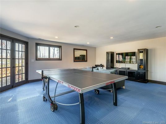 Game Room, Interior, Recessed Lighting