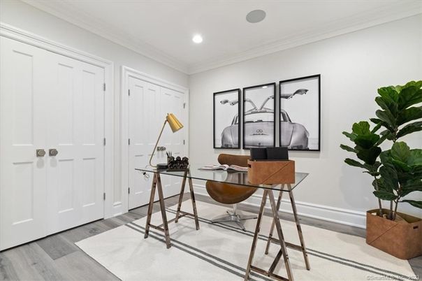 Home Office, Interior, Recessed Lighting, Wood Texture Flooring