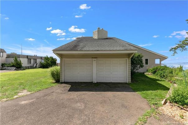 Backyard, Detached Garage, Exterior