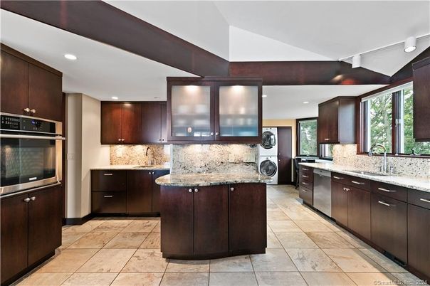 Interior, Kitchen, Recessed Lighting, Stainless Steel Appliances, Washer