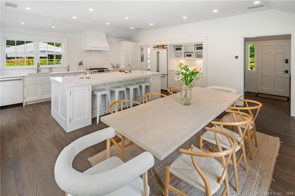 Dining room, Interior, Kitchen, Recessed Lighting, Wood Texture Flooring