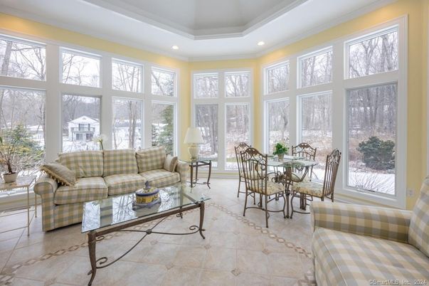 Dining room, Interior, Living room, Recessed Lighting