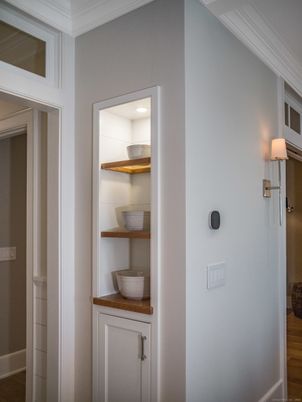 Interior, Recessed Lighting, Wood Texture Flooring