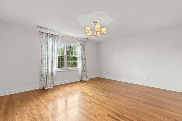 Chandelier, Empty room, Interior, Wood Texture Flooring
