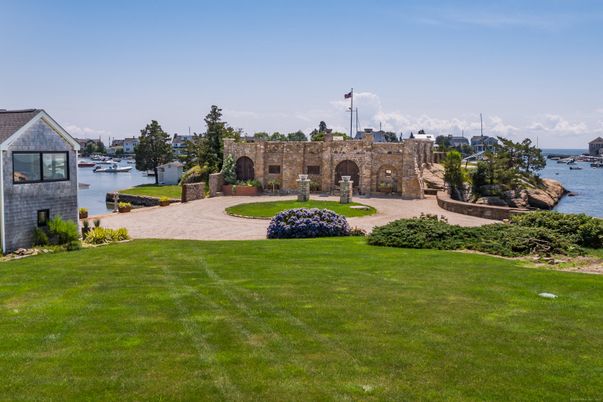 Backyard, Exterior, Lake