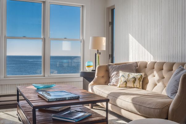 Interior, Living room, Water