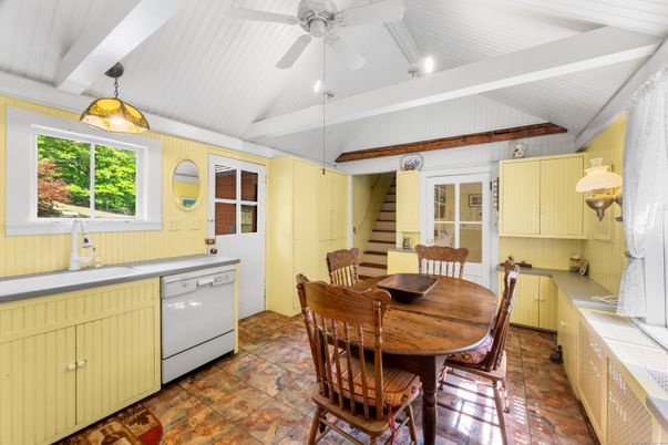 Dining room, Interior, Kitchen, Pendant Lights