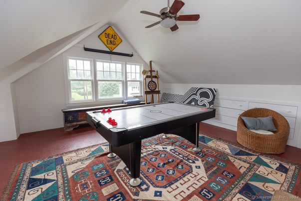 Billiard Table, Game Room, Interior
