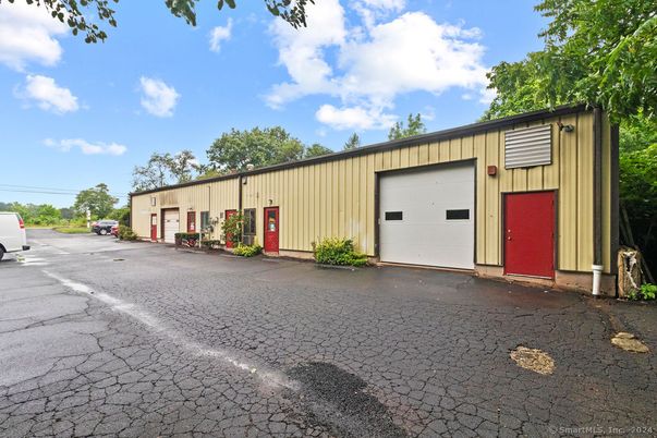 Detached Garage, Exterior