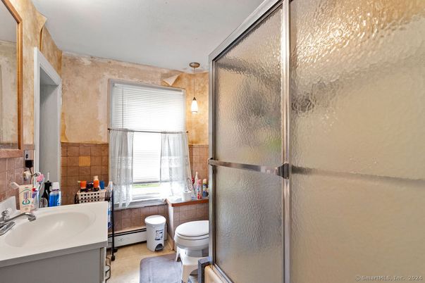 Bathroom, Glass Shower, Interior, Pendant Lights